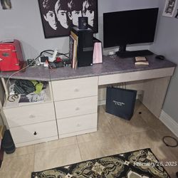 Twin Size Bedroom Set