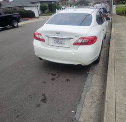 2013 Infiniti M37