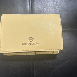 Michael Kors Small Wallet 
