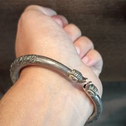 Vtg Vintage 935 Sterling Silver Elephant Cuff Bracelet 