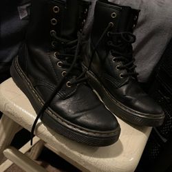 AIR WAIR  BOOTS  BLACK 