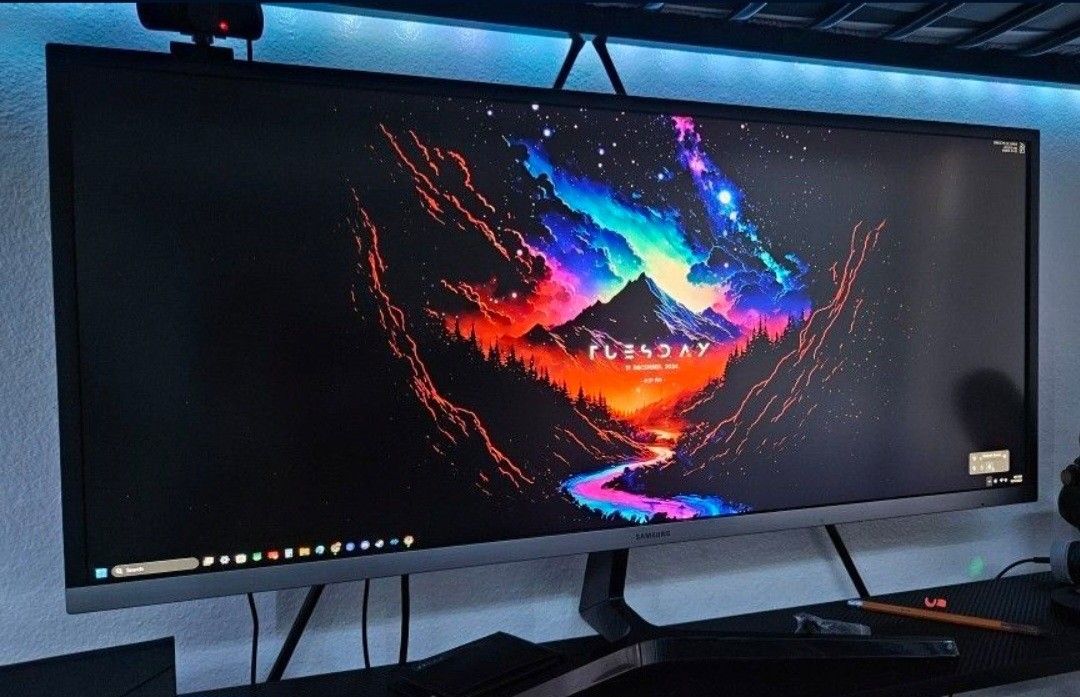 SAMSUNG 34-Inch Ultrawide Gaming Monitor