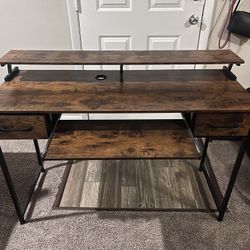 Office desk 