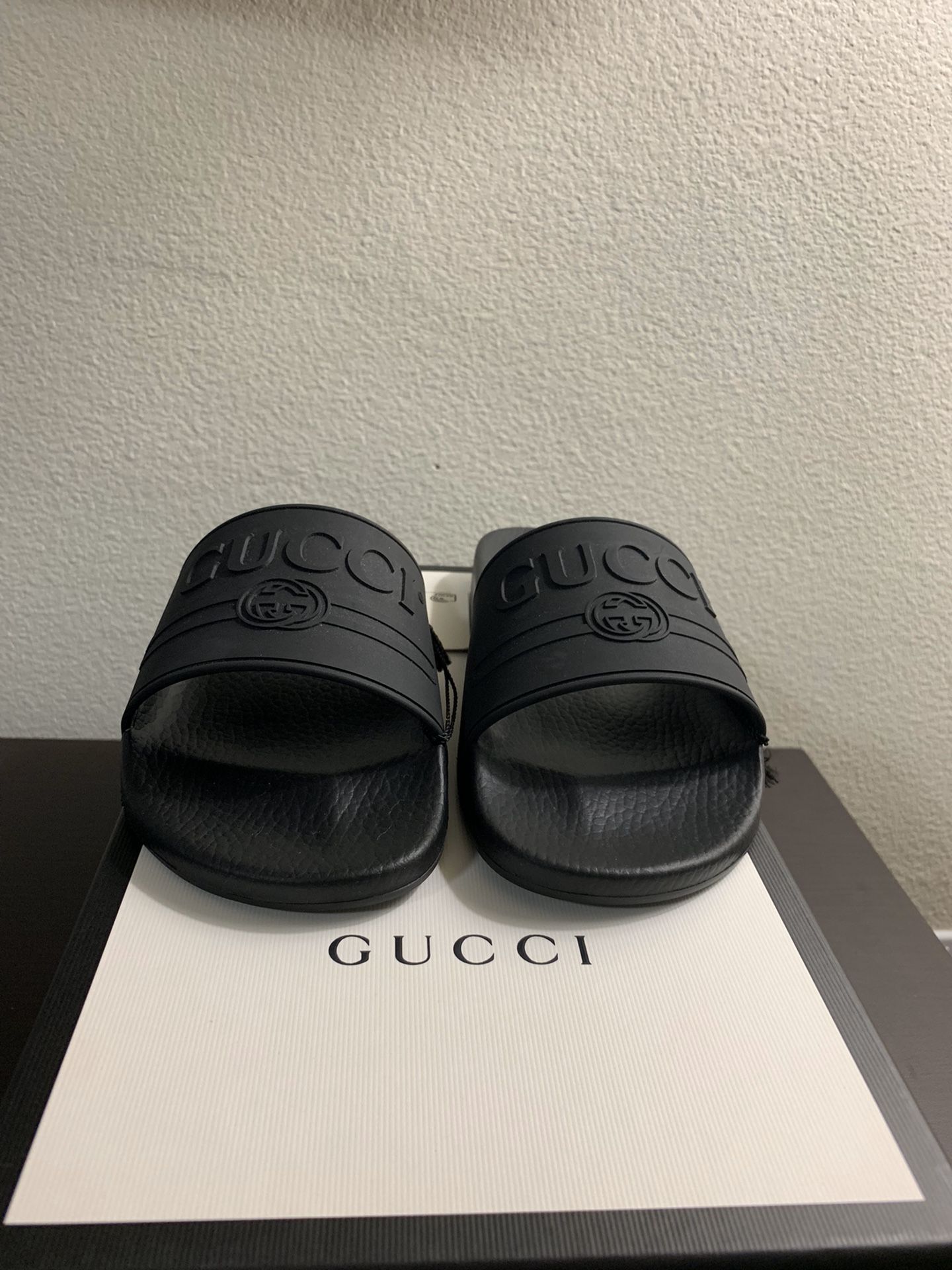 New Gucci Logo Rubber Slide Sandal