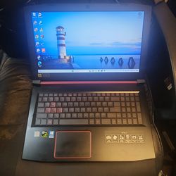 Nitro 5 Gaming Laptop 