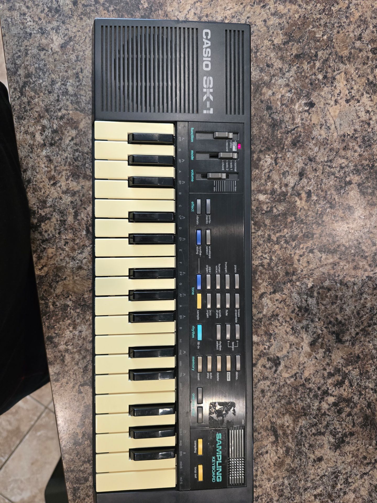Instrument Casio keyboard sk1