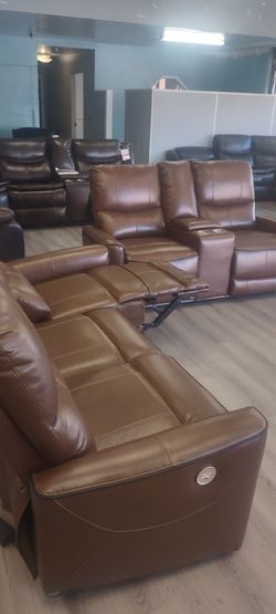 New 2 pc reclining Livingroom set with reclining sofa and reclining loveseat
