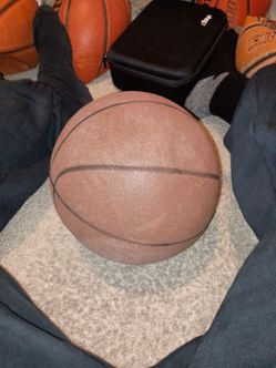 Silent basketball