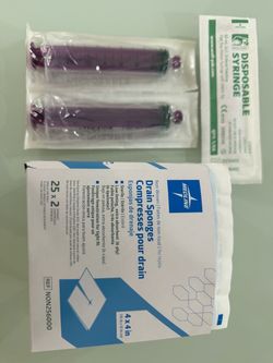 Medline Drain Sponges & Disposable Syringes Bundle