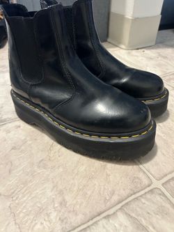 Doc martens Chelsea 2976 size 7.5