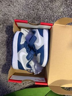 Nike size 4c