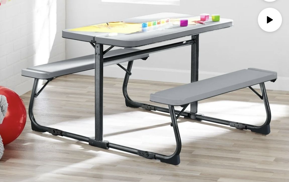 Kids Folding Picnic table