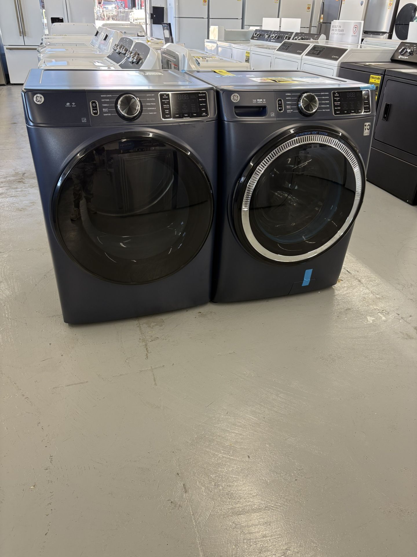 GE Set Washer 4.8 Cu Ft And Dryer