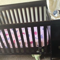 Baby Crib 