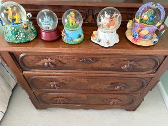 Disney snow globes