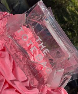 The tote bag clear