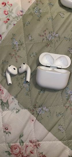 AirPods 4th Gen – Non-ANC