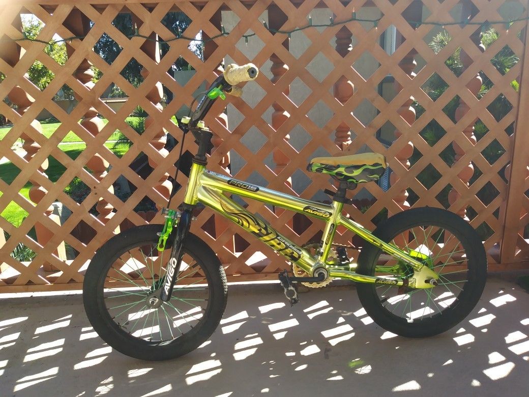 Avigo pro 16 crossfire hot sale