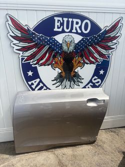 2014 2015 2016 2017 2018 2019 2020 2021 BMW I3 Left Front Door Panel OEM 1559931-00