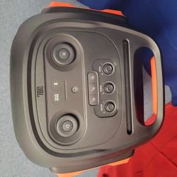 JBL 710 Partybox