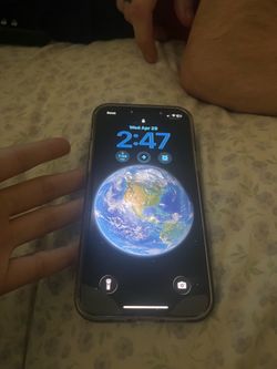 Black iPhone 12