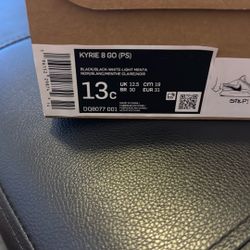 Kyrie 8