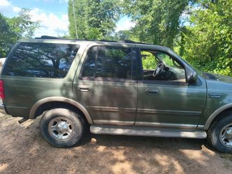 2004 Ford Explorer