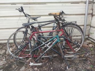 5 Vintage 90's TREK Mountain Bike Bicycle PROJECT BIKES for $100 CASH