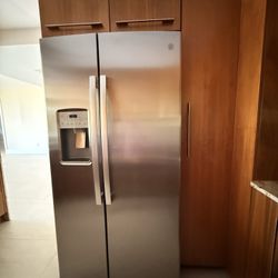 LG fridge 