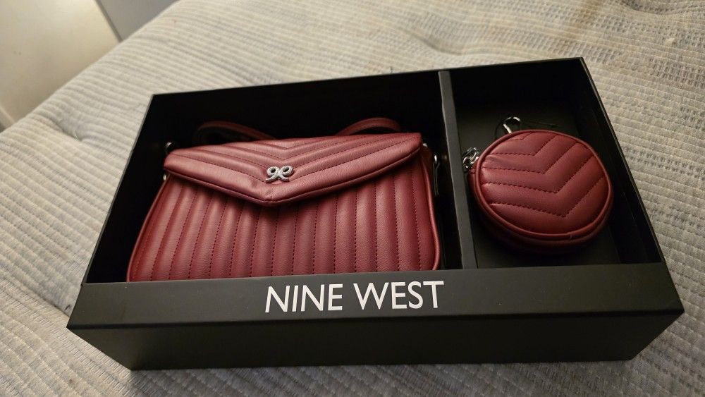 Coin Bag And Purse Nine West