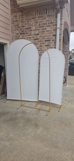 ​3-Piece Chiara Arch Backdrop Metal Stands (Includes 2 White Covers) - Event Decor
