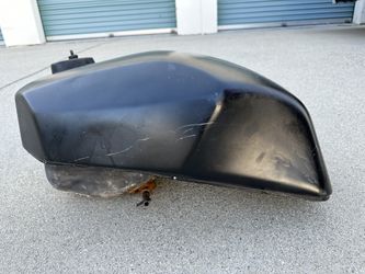 Suzuki Gsxr Fuel Tank 750 / 1100