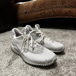 Adidas Alpha Bounce(SIZE 13 MENS)