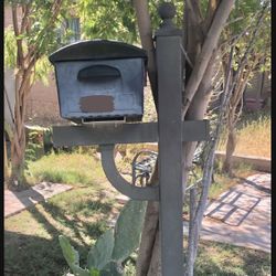 Mail Box 