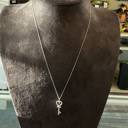 10KT thin necklace with key pendant 42285-1