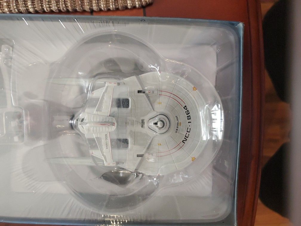 Star Trek Ship New Never Touched Model