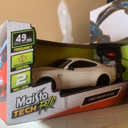 RC Ford Shelby GT350
