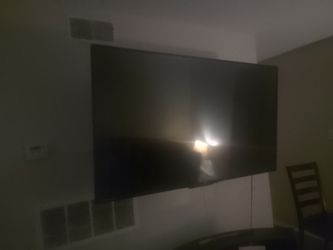 Large Flat Screen TV Wall Mounted