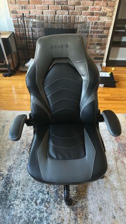 Emerge gaming chair