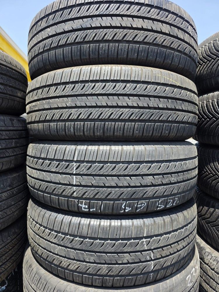 225 65 17 Tires Con 80% De Vida Las 4 De La Marca YOKOHAMA