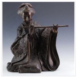 Stunning Sculpture Geisha With Flute