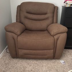 Recliner Couch 