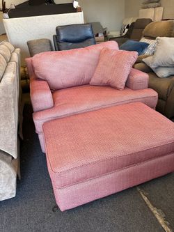 CLEARANCE!!  Lazy Boy Brand versized Chair with Matching Ottoman $’875 Free Delivery 