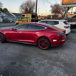 2014 Tesla Model S