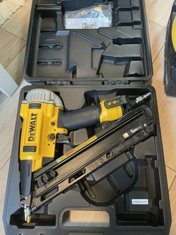 Dewalt Angle 15 Gauge Finish Nailer