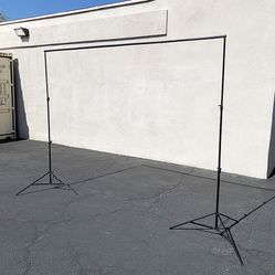 (New in Box) $40 Heavy Duty Backdrop Stand 8.5x10 FT with Carry Bag and Clips 