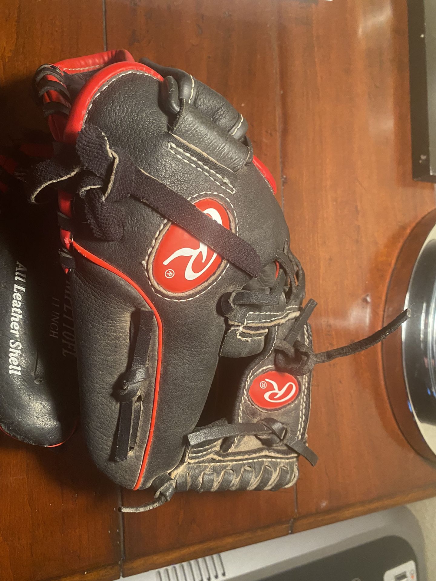 Baseball Glove 