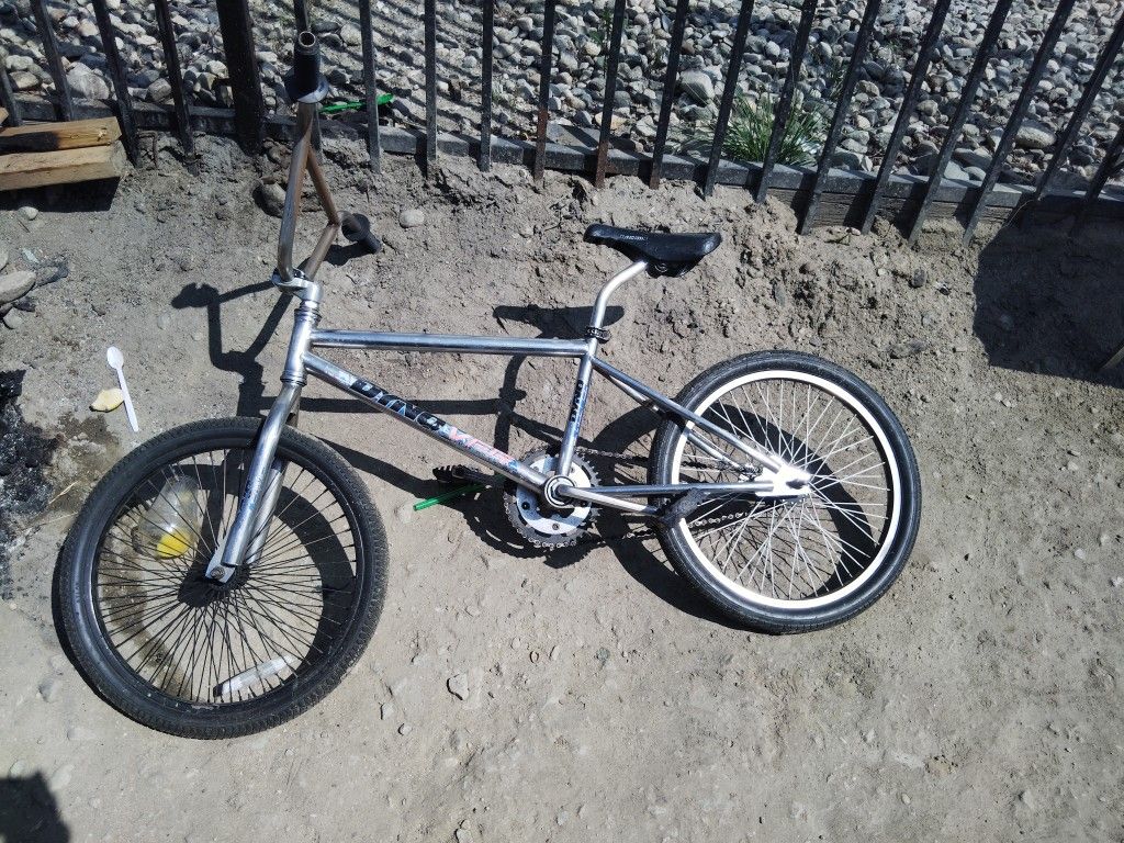 20 BMX BIKE
