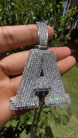 VVS Moissanite Bust Down Initial Pendant PASSES DIAMOND TESTER (FREE CHAIN + FREE SHIPPING) A-Z💎