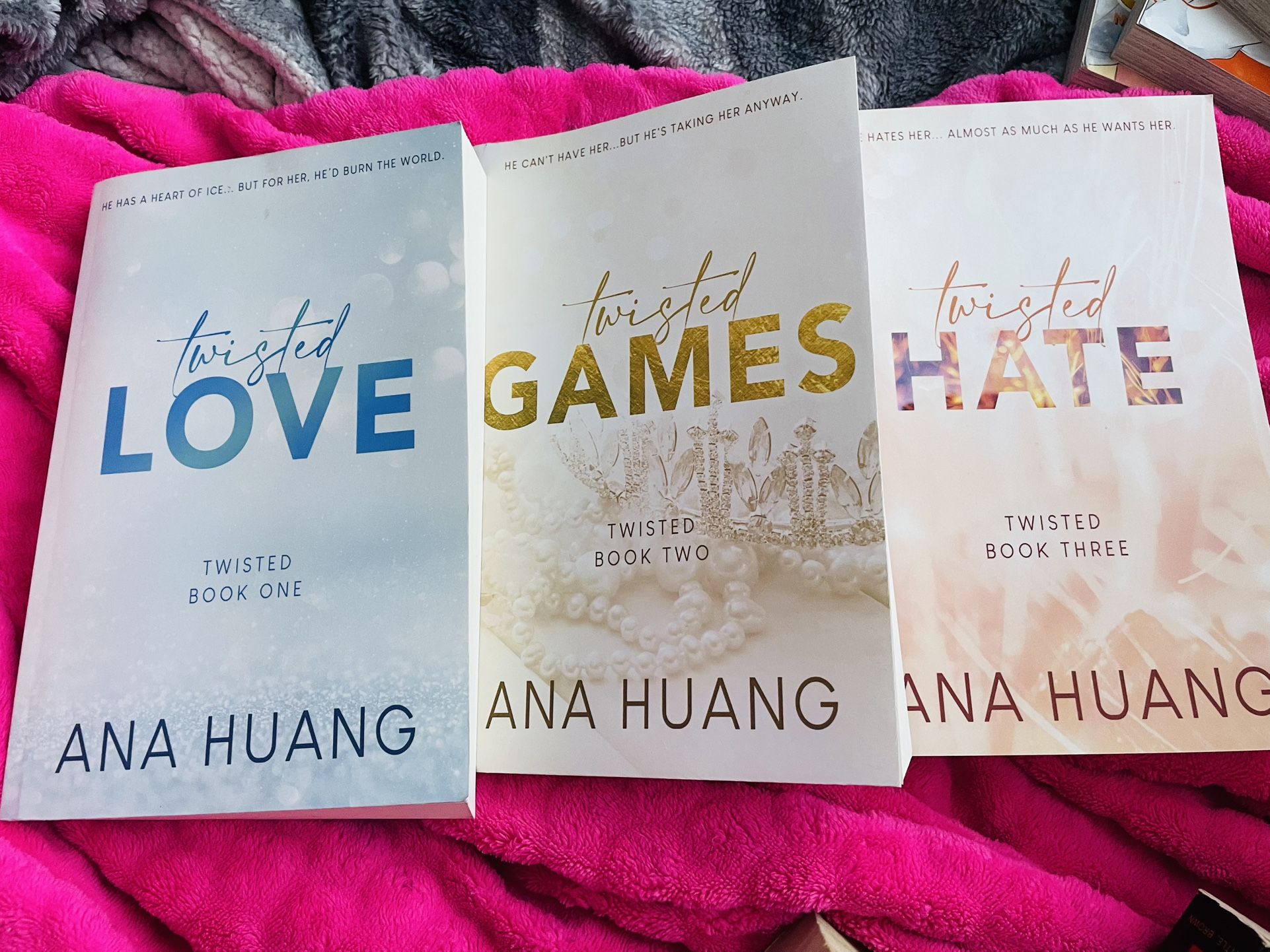 Twisted Love Series : 3 Book Set